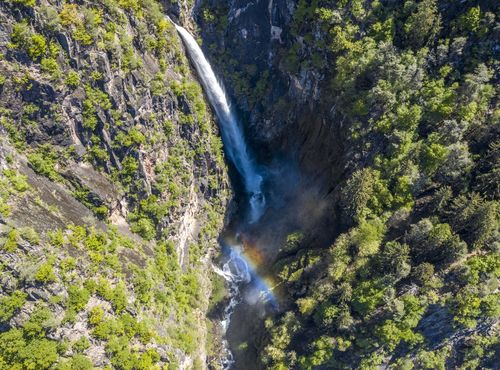 Hiking holidays in Merano start at Castel Fragsburg