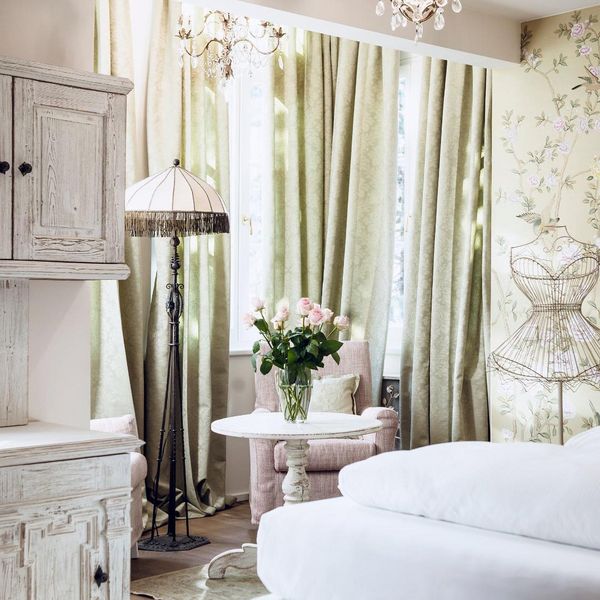 Treat yourself to a stay fit for a king or queen 👑 in well-lit suites with high ceilings,...